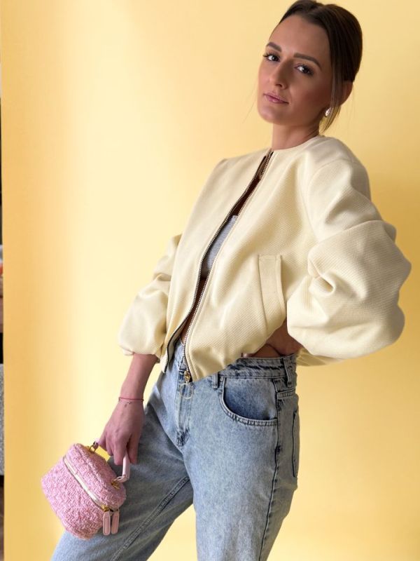 bunda spring, yellow