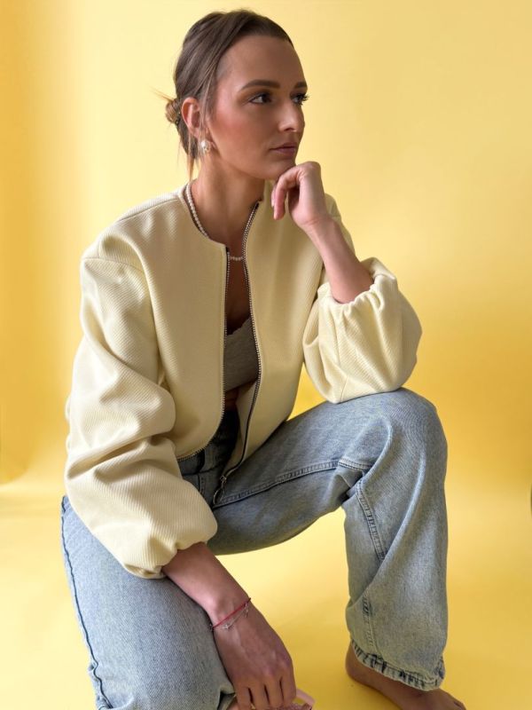 bunda spring, yellow