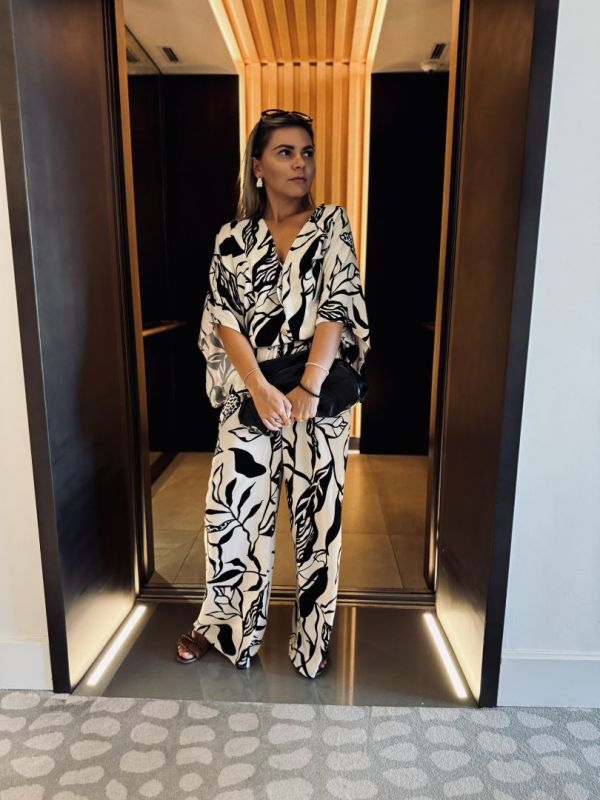 catelyne, blackwhite